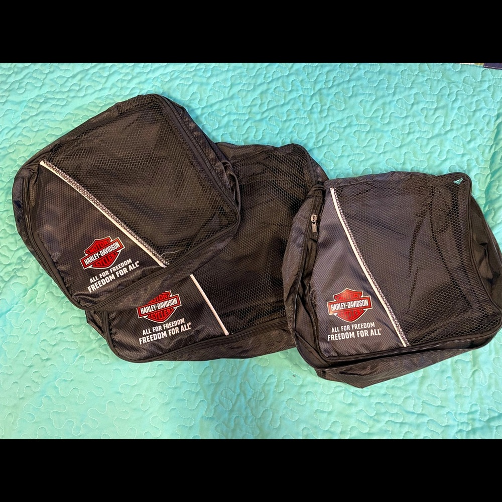 Nylon HD luggage cubes NEVER USED